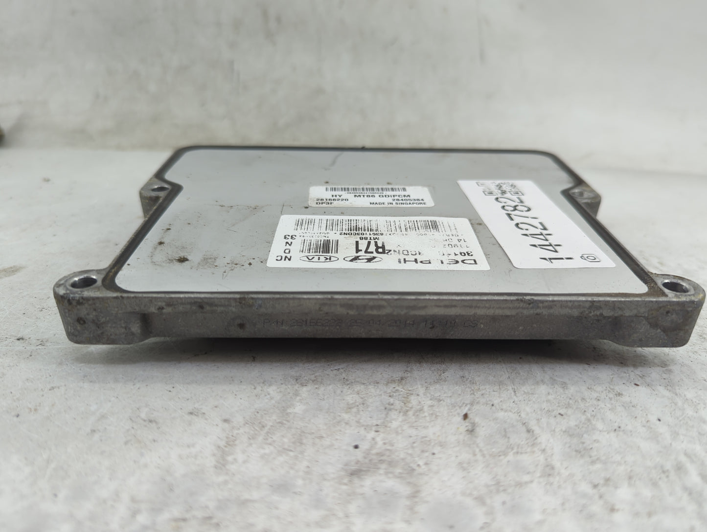 2013-2016 Hyundai Santa Fe PCM Engine Control Computer ECU ECM PCU OEM P/N:39110-3CDN2 28166220 Fits Fits 2013 2014 2015 201