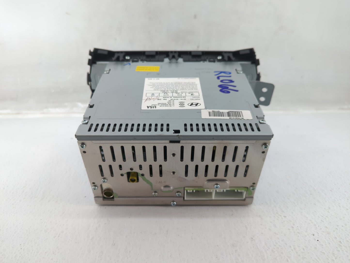 2013-2014 Hyundai Santa Fe Radio AM FM Cd Player Receiver Replacement P/N:96170-4Z1014X Fits Fits 2013 2014 OEM Used Auto Pa