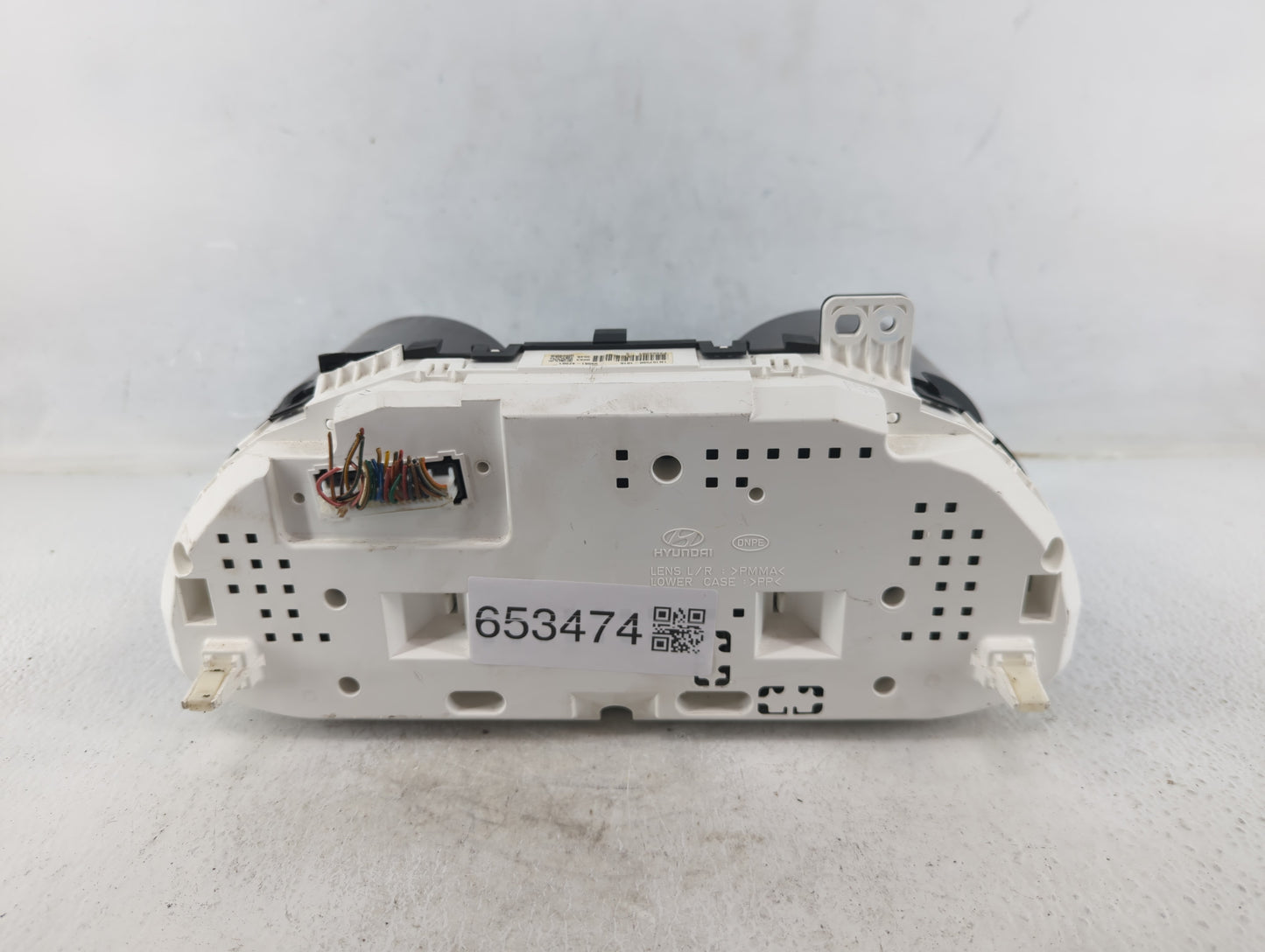 2013-2014 Hyundai Santa Fe Instrument Cluster Speedometer Gauges P/N:94001-4Z001 Fits Fits 2013 2014 OEM Used Auto Parts - O