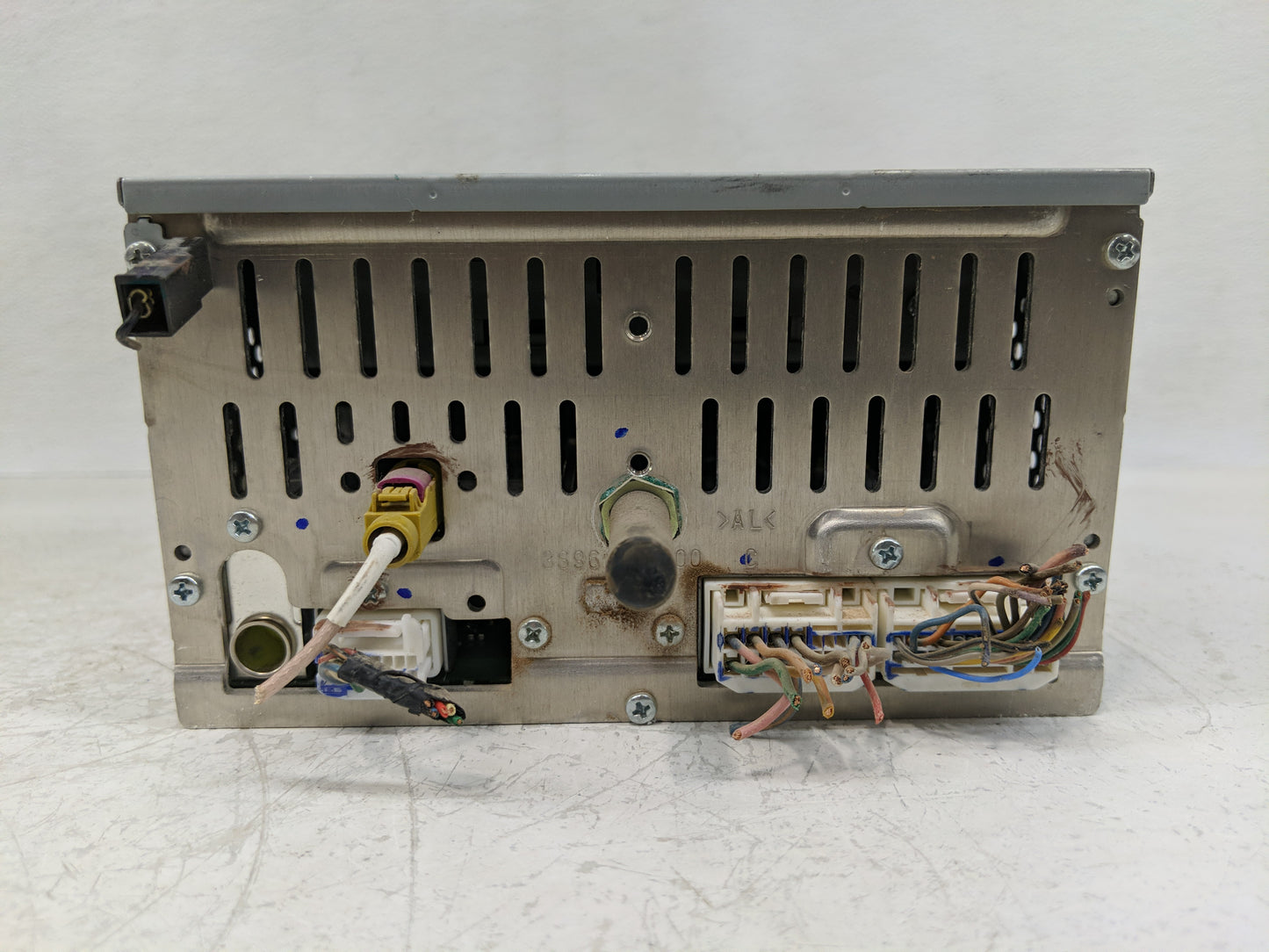 2013-2014 Hyundai Sonata Radio AM FM Cd Player Receiver Replacement P/N:96180-3Q8004X Fits Fits 2013 2014 OEM Used Auto Part