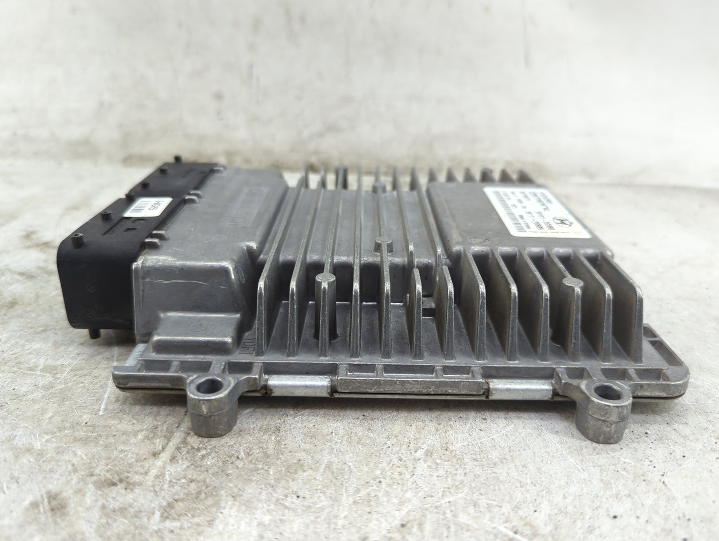 2014 Hyundai Sonata PCM Engine Control Computer ECU ECM PCU OEM P/N:39101-2G669 39111-2G669, 5WY36A7A, SIM2K-240 Fits OEM Us