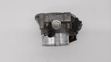 2011-2014 Hyundai Sonata Throttle Body P/N:35100-2G700 Fits Fits 2011 2012 2013 2014 2015 2016 OEM Used Auto Parts