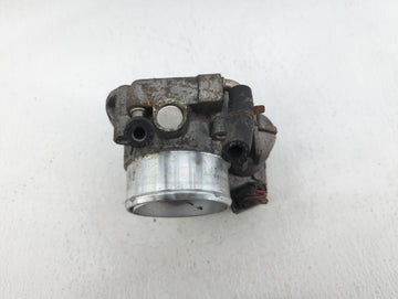 2011-2014 Hyundai Sonata Throttle Body P/N:35100-2G700 Fits Fits 2011 2012 2013 2014 2015 2016 OEM Used Auto Parts