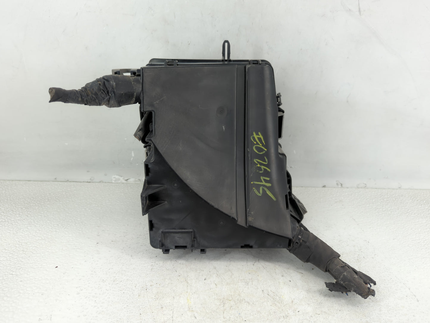 2011-2014 Hyundai Sonata Fusebox Fuse Box Panel Relay Module P/N:919050-3S712 Fits Fits 2011 2012 2013 2014 OEM Used Auto Pa