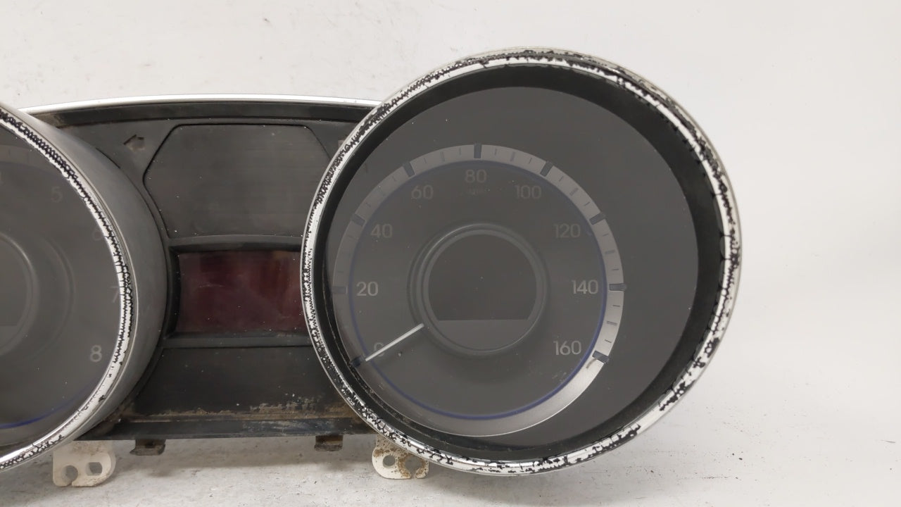 2014 Hyundai Sonata Instrument Cluster Speedometer Gauges P/N:94001-3Q015 Fits OEM Used Auto Parts - Oemusedautoparts1.com