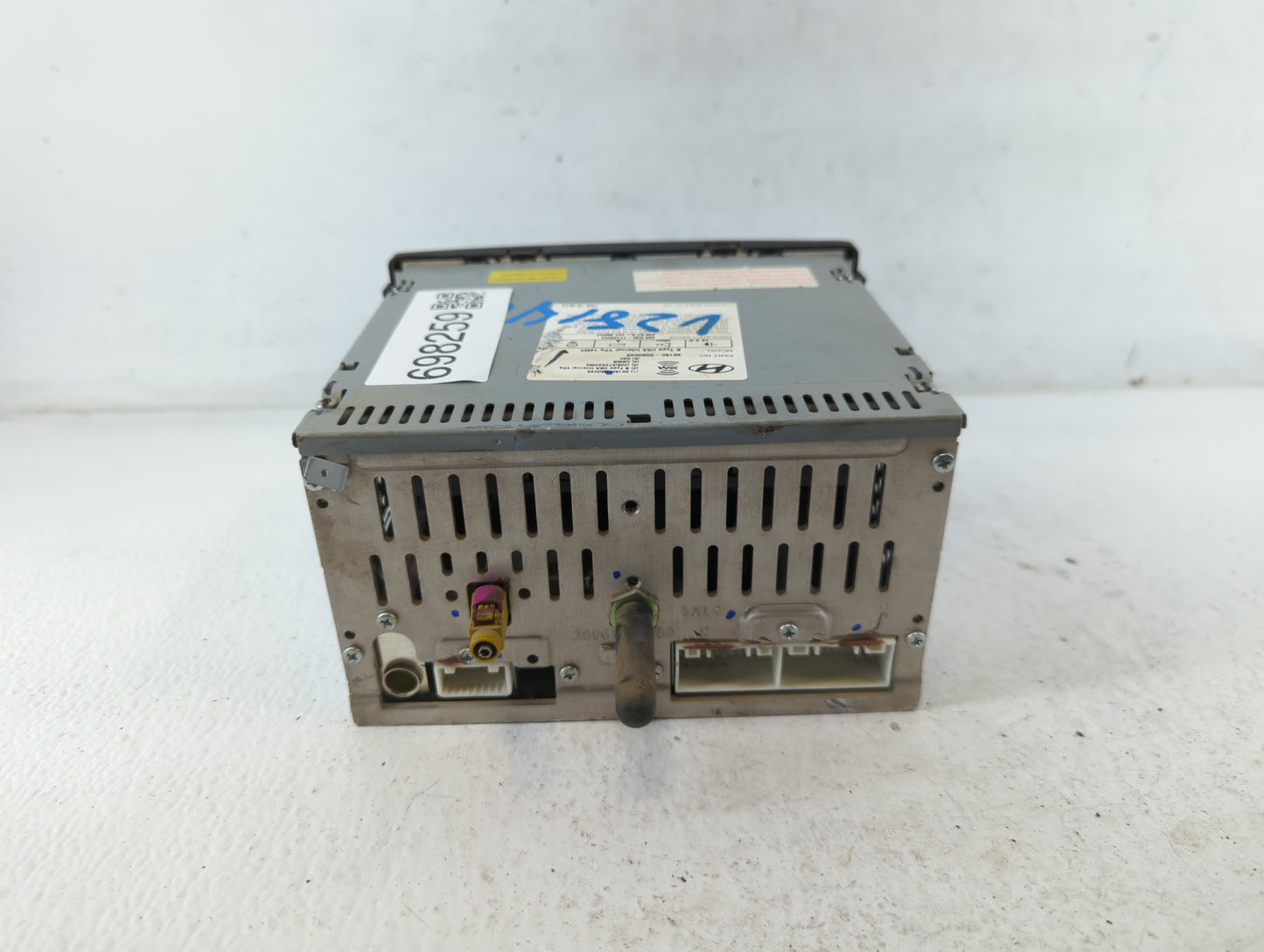 2014-2015 Hyundai Sonata Radio AM FM Cd Player Receiver Replacement P/N:96180-3Q8004X Fits Fits 2014 2015 OEM Used Auto Part