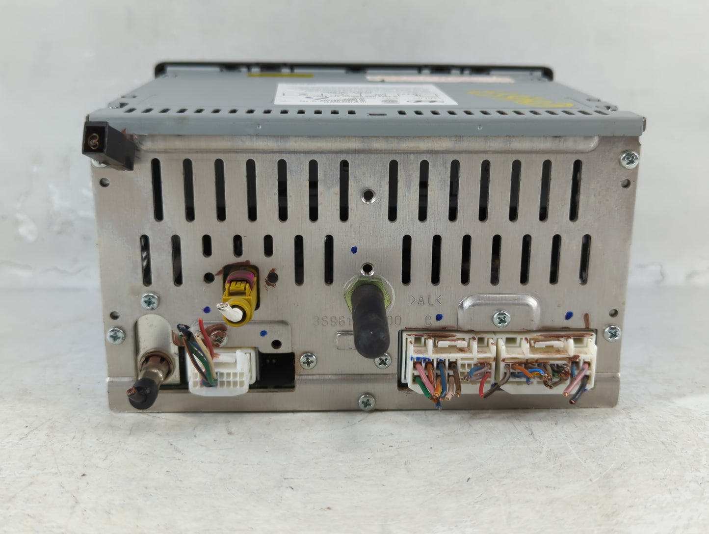 2012-2015 Hyundai Sonata Am Fm Cd Player Radio Receiver - Oemusedautoparts1.com