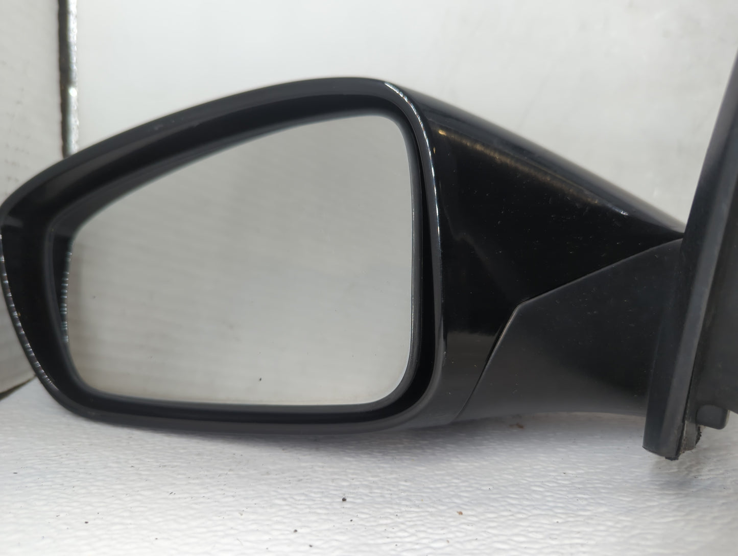 2011-2014 Hyundai Sonata Driver Side View Mirror - Left Door Mirror OEM Used - Oemusedautoparts1.com