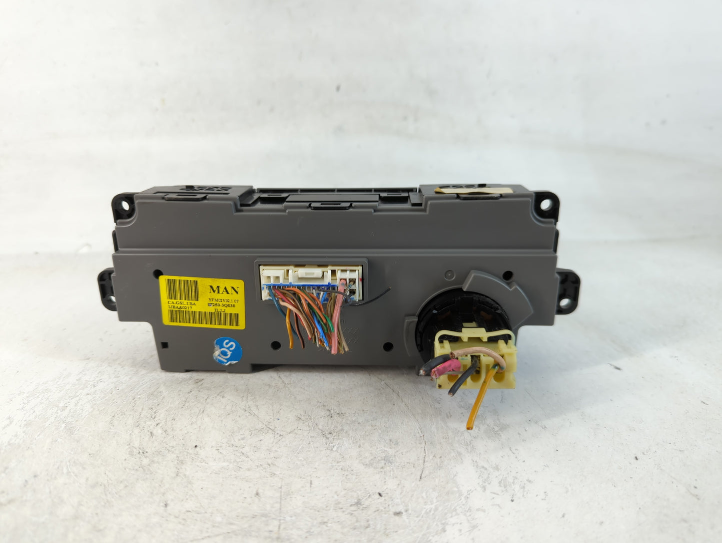 2014 Hyundai Sonata Climate Control Module Temperature AC/Heater Replacement P/N:97250-3Q030 Fits OEM Used Auto Parts - Oemu