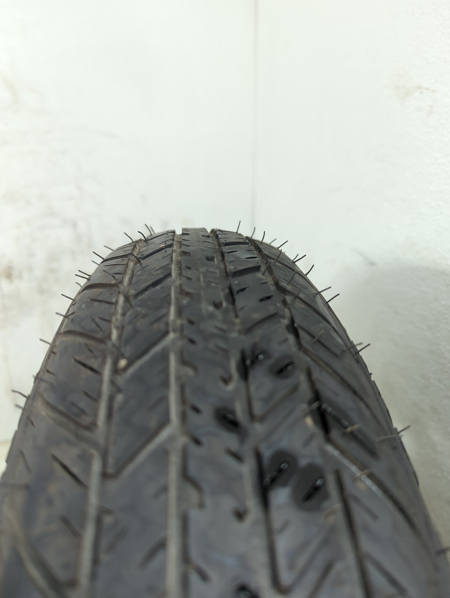 2012-2017 Hyundai Veloster Spare Donut Tire Wheel Rim Oem 1356518 - Oemusedautoparts1.com