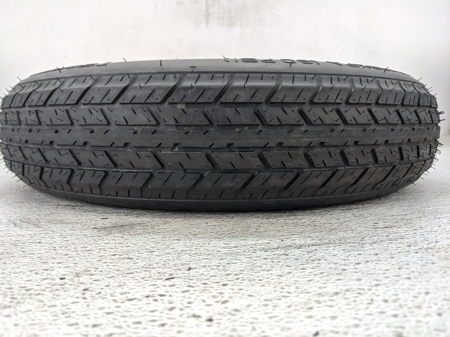 2012-2017 Hyundai Veloster Spare Donut Tire Wheel Rim Oem - Oemusedautoparts1.com