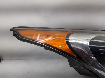 2013-2017 Hyundai Veloster Passenger Right Oem Head Light Headlight Lamp 1479518