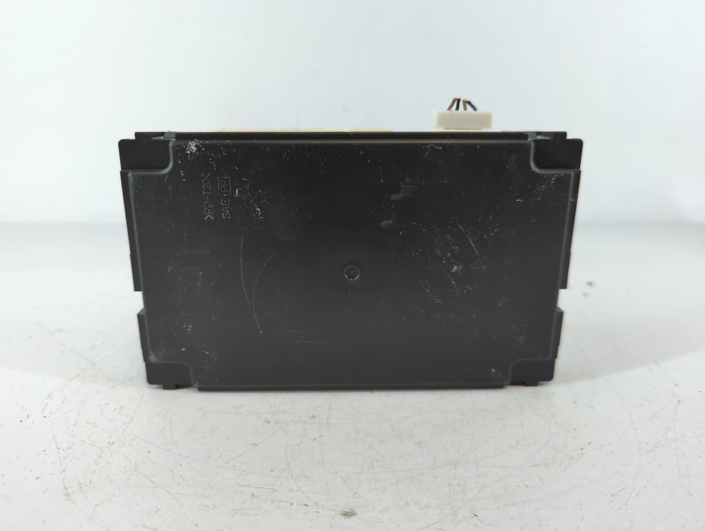 2014-2014 Infiniti Q50 Temperature Control Module 27760 4hf0c - Oemusedautoparts1.com