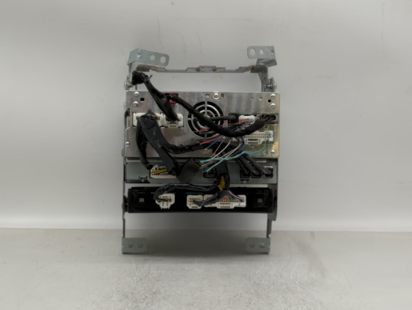 2014-2018 Infiniti Q50 Am Fm Cd Player Radio Receiver - Oemusedautoparts1.com