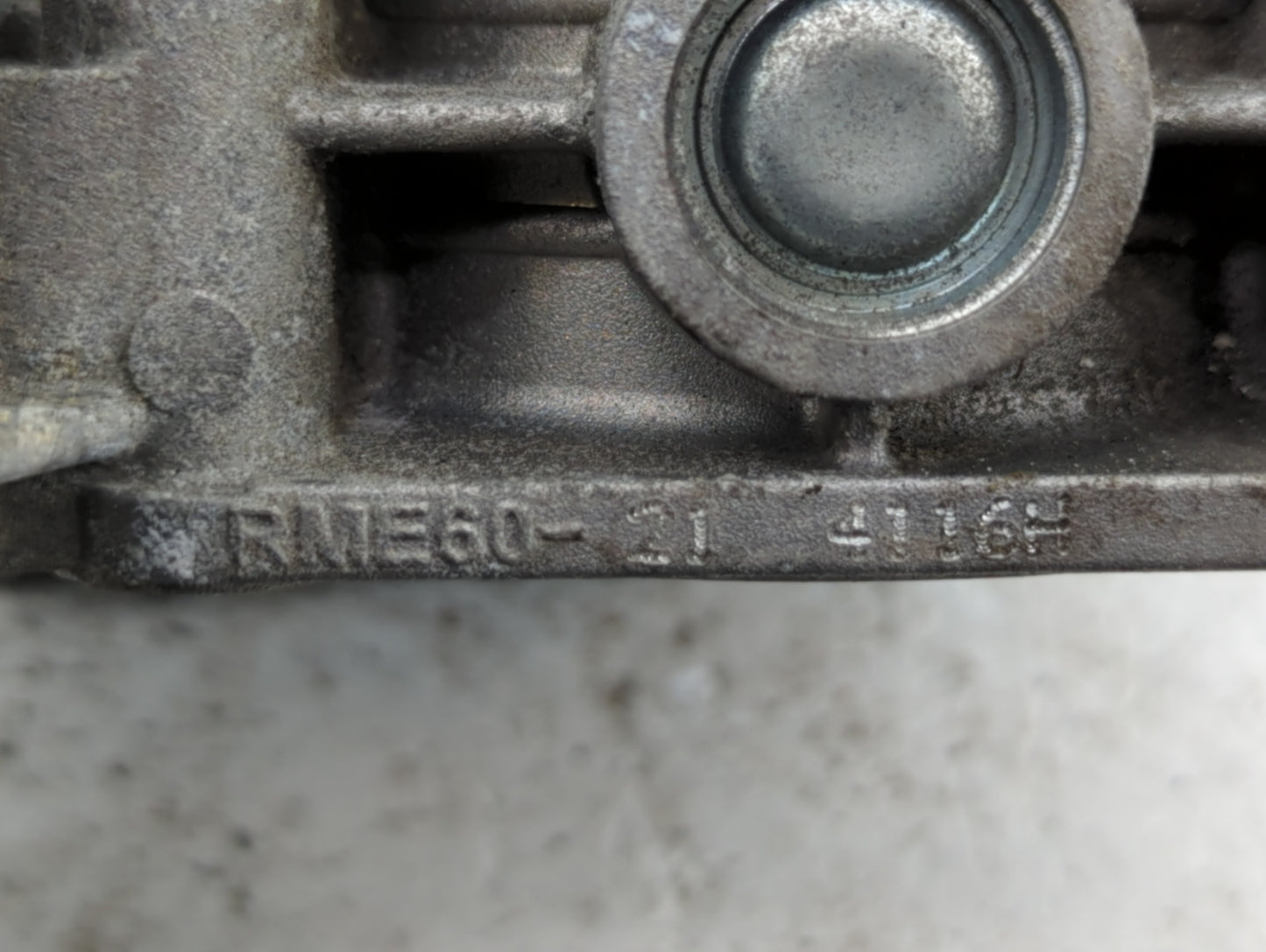 2014-2019 Infiniti Q70 Throttle Body P/N:RME60-21 RME60-16 Fits OEM Used Auto Parts - Oemusedautoparts1.com