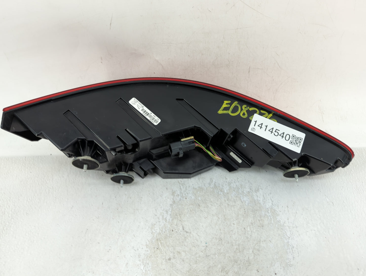 2012-2015 Jaguar Xf Tail Light Assembly Passenger Right OEM Fits Fits 2012 2013 2014 2015 OEM Used Auto Parts - Oemusedautop