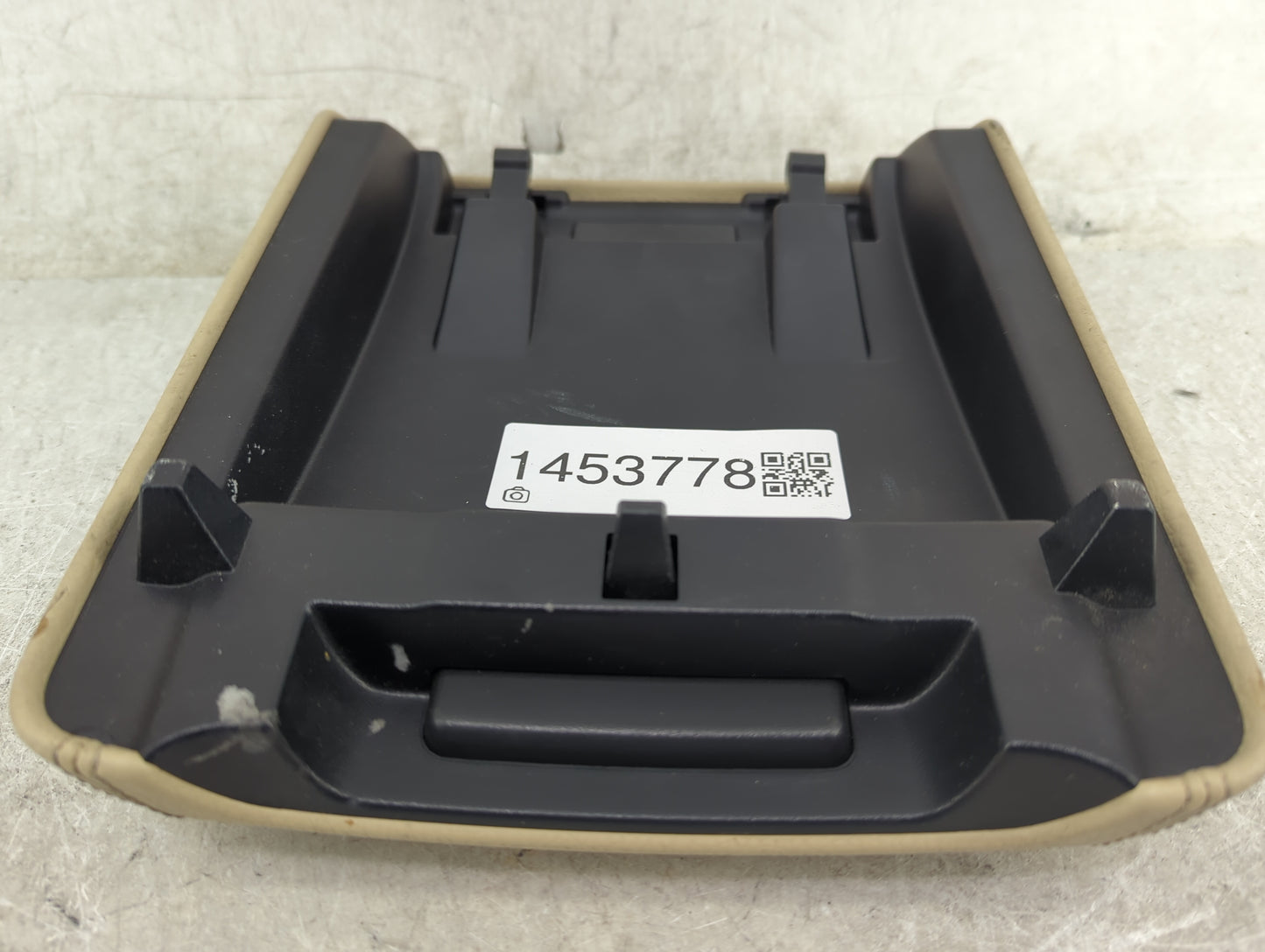 2014 Jaguar Xf Center Floor Console Fits OEM Used Auto Parts - Oemusedautoparts1.com