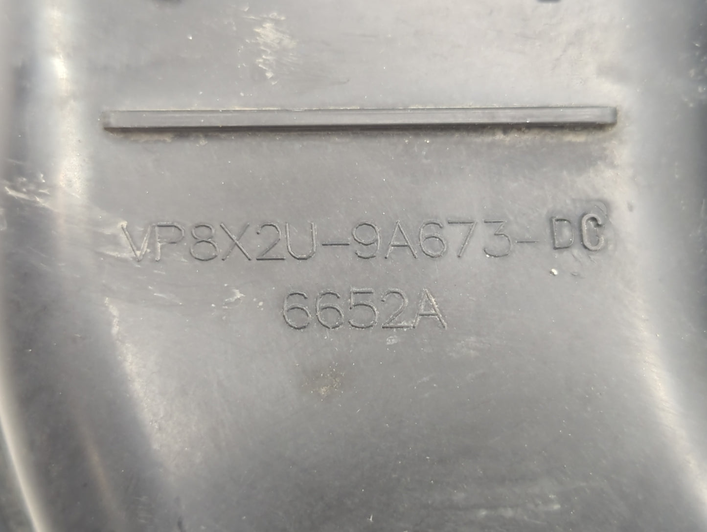 2013-2019 Jaguar Xj Air Cleaner Intake-duct Hose Tube - Oemusedautoparts1.com
