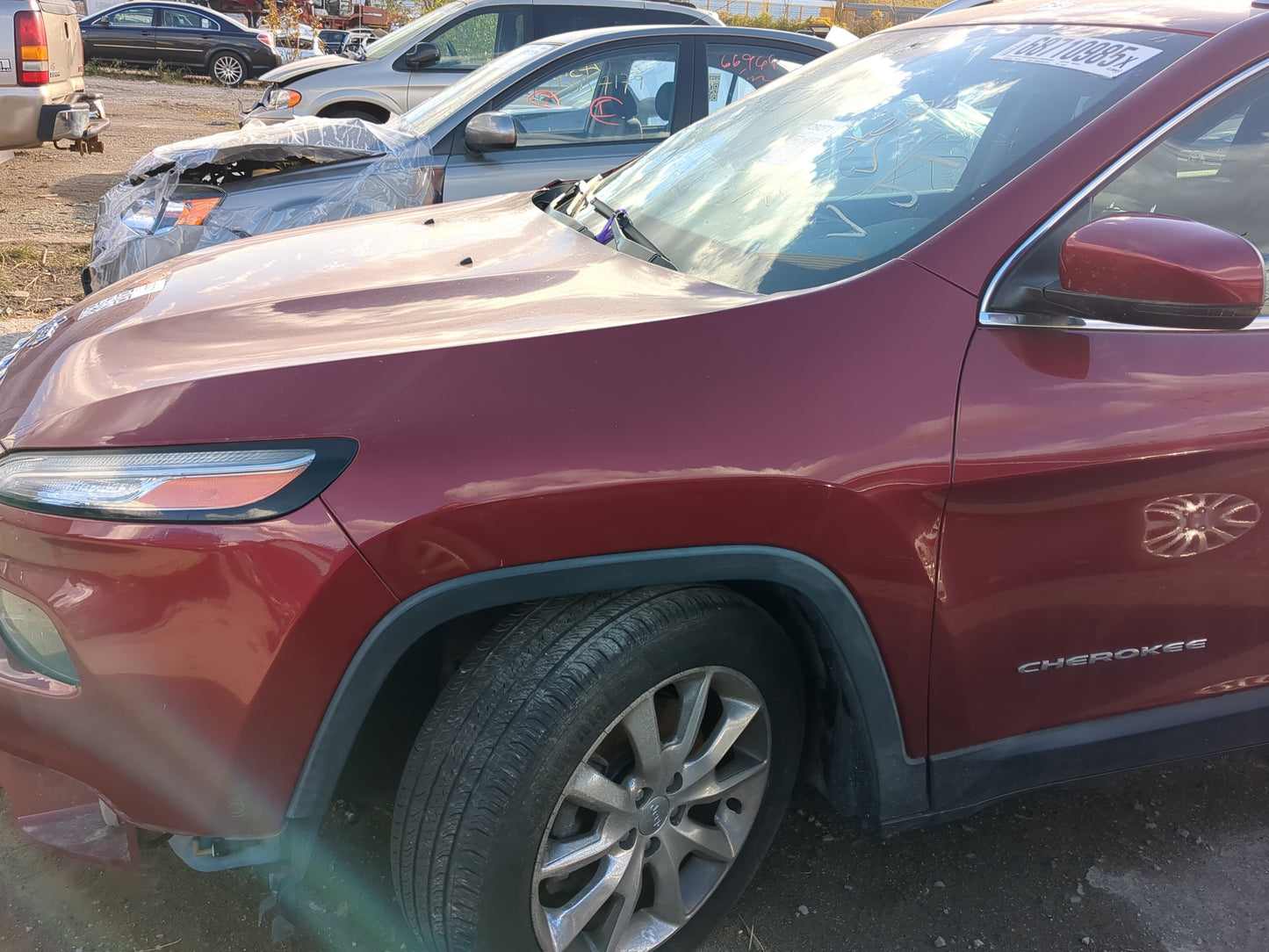 2014-2018 Jeep Cherokee Driver Fender - Oemusedautoparts1.com