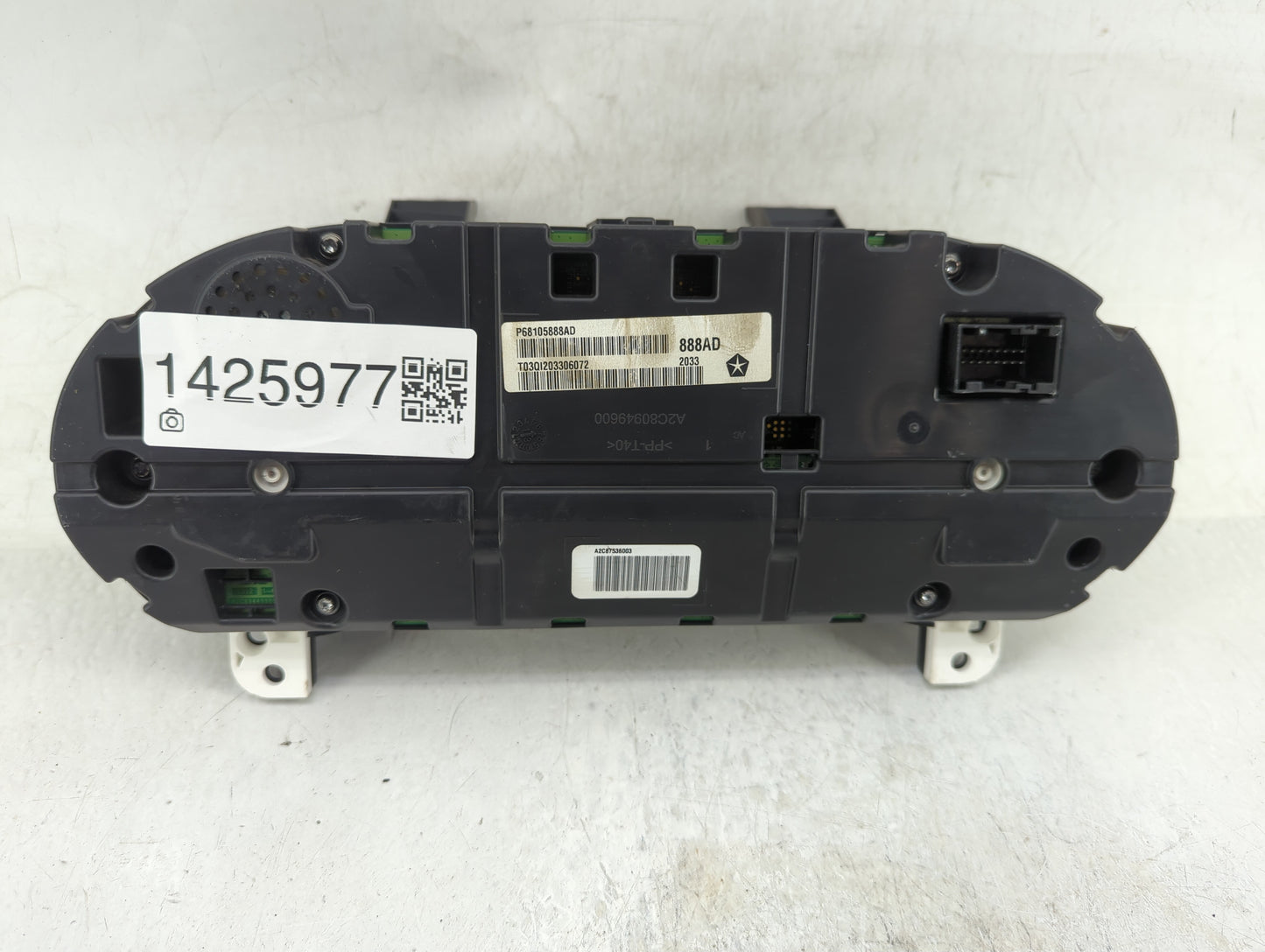 2014 Jeep Cherokee Instrument Cluster Speedometer Gauges P/N:P68105888AD Fits OEM Used Auto Parts - Oemusedautoparts1.com