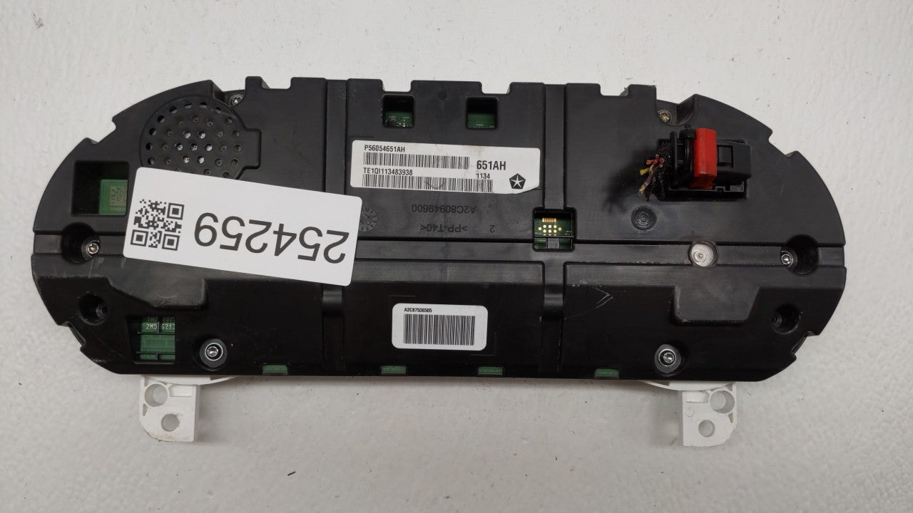 2014 Jeep Cherokee Instrument Cluster Speedometer Gauges P/N:P56054651AH P56054651AG Fits OEM Used Auto Parts - Oemusedautop