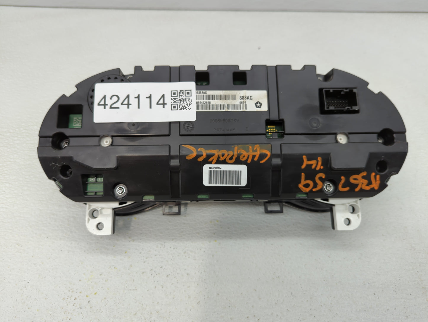 2014 Jeep Cherokee Instrument Cluster Speedometer Gauges P/N:P68105888AH P68105889AH, P68105888AG Fits OEM Used Auto Parts -