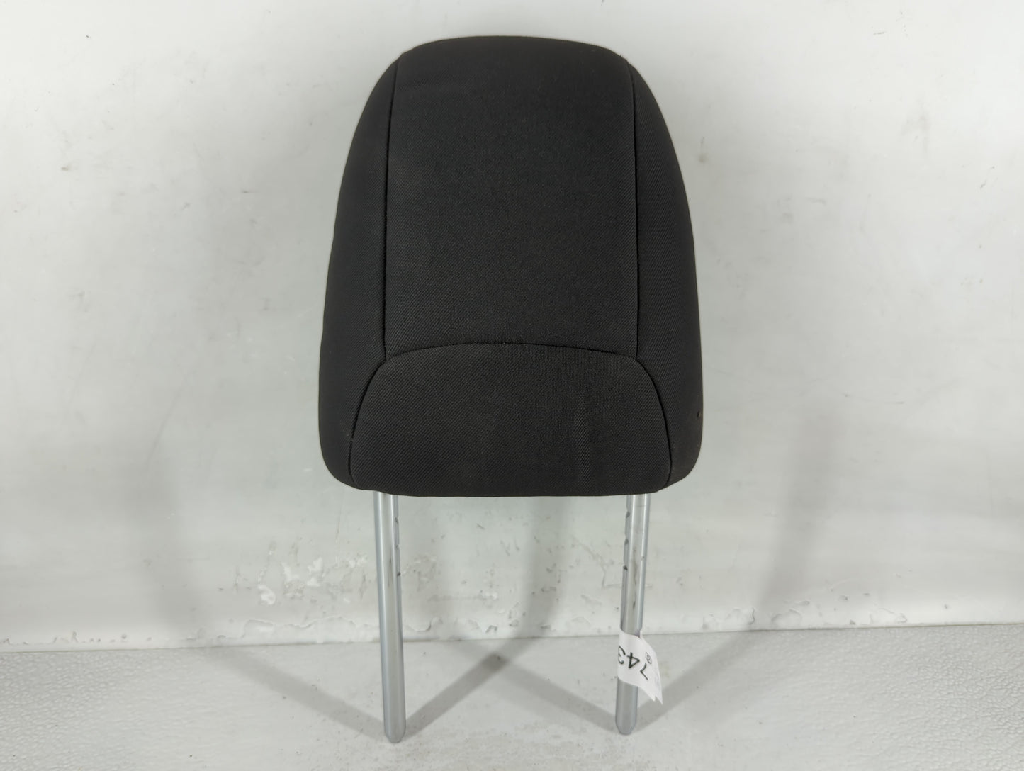Jeep Cherokee Headrest Head Rest Front Driver Passenger Seat Black - Oemusedautoparts1.com