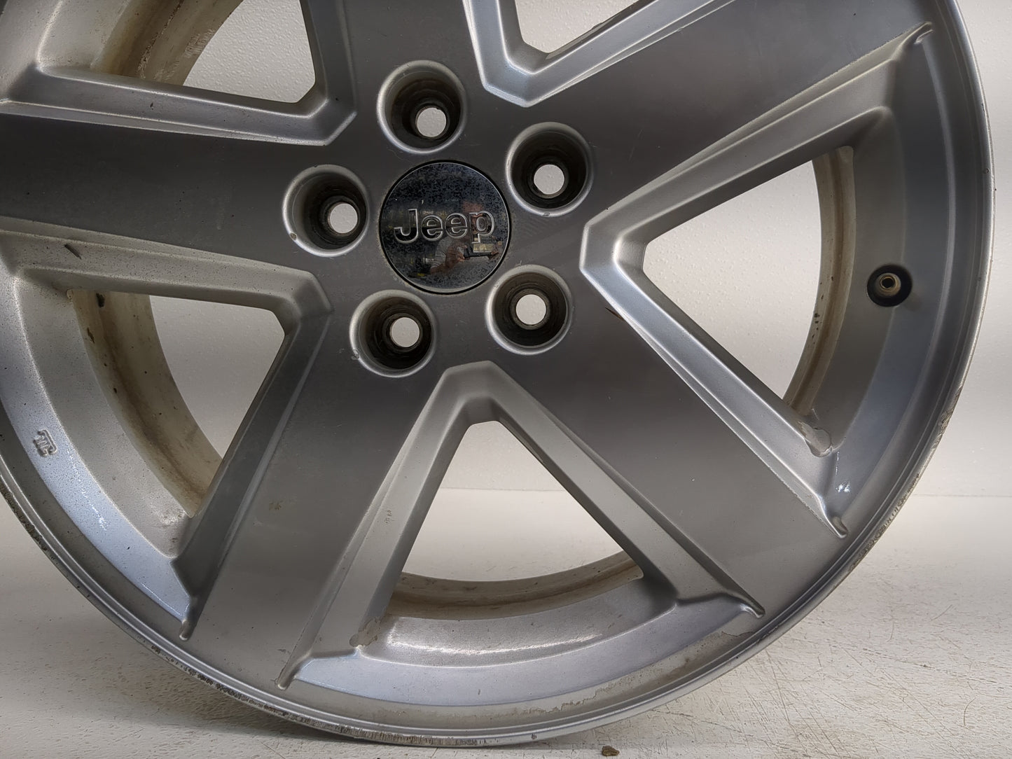 2011-2014 Jeep Compass Oem Wheel Rim - Oemusedautoparts1.com