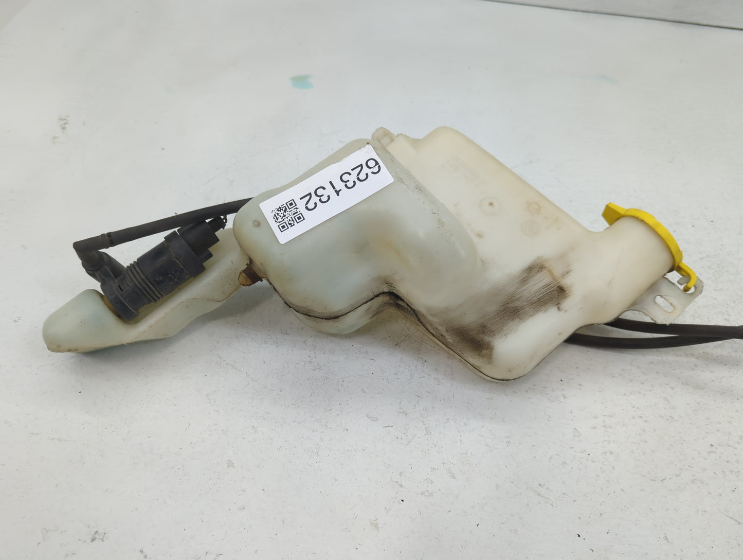 Jeep Compass Windshield Washer Fluid Reservoir Bottle Oem - Oemusedautoparts1.com