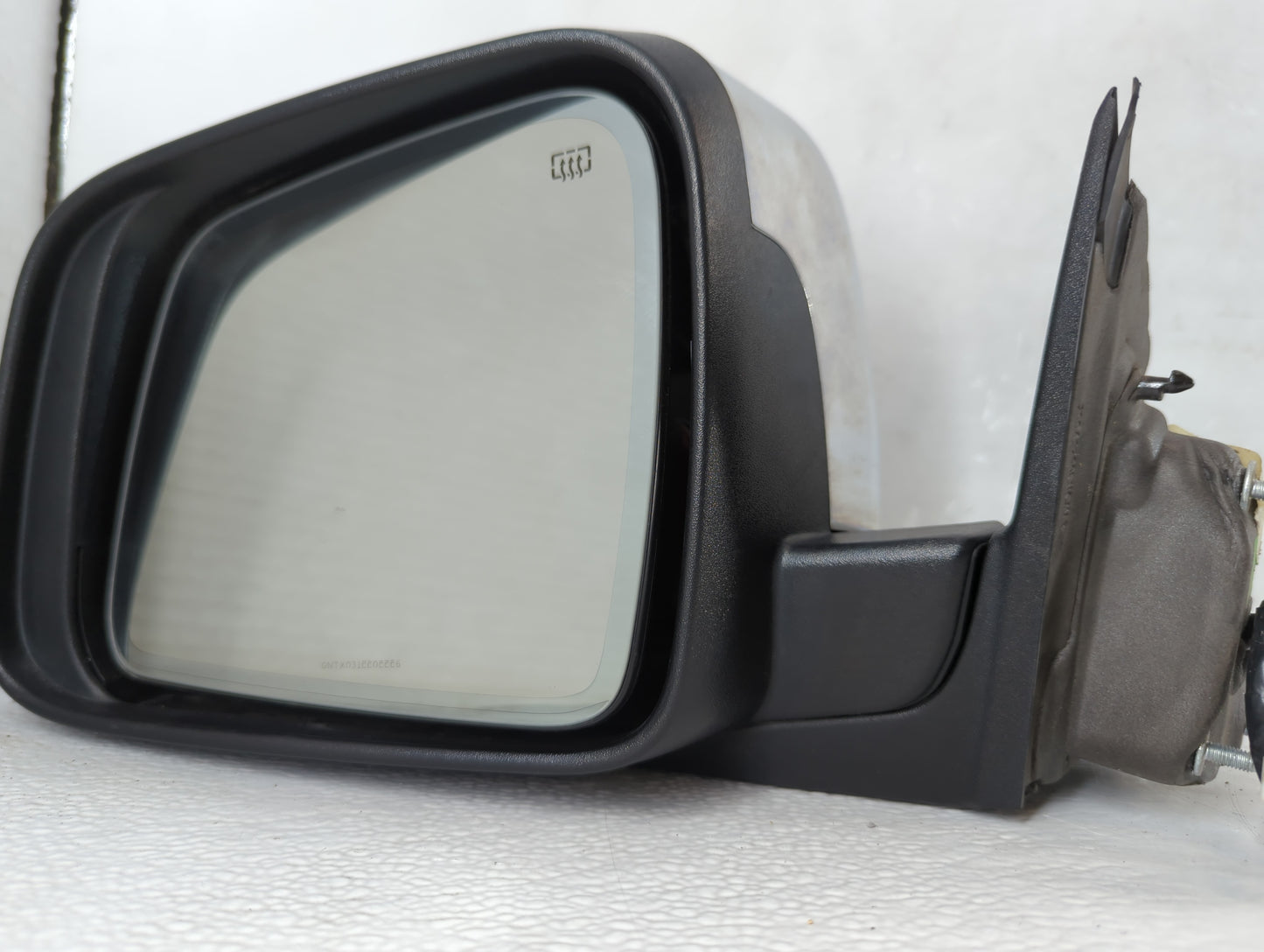 2014-2018 Jeep Grand Cherokee Driver Side View Mirror - Left Door Mirror OEM Used - Oemusedautoparts1.com