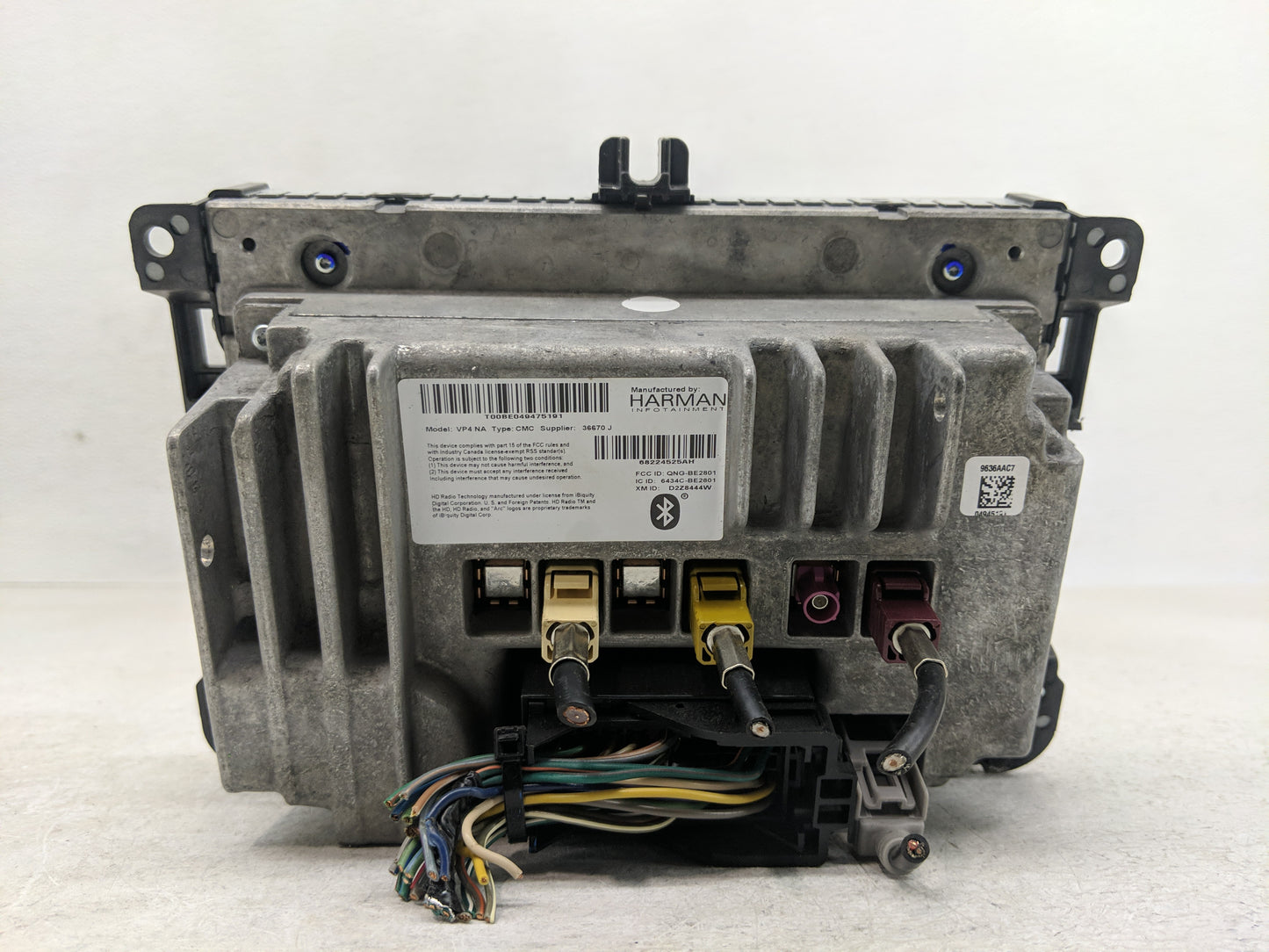 2014 Jeep Grand Cherokee Radio AM FM Cd Player Receiver Replacement P/N:6434C-BE2801 Fits OEM Used Auto Parts - Oemusedautop