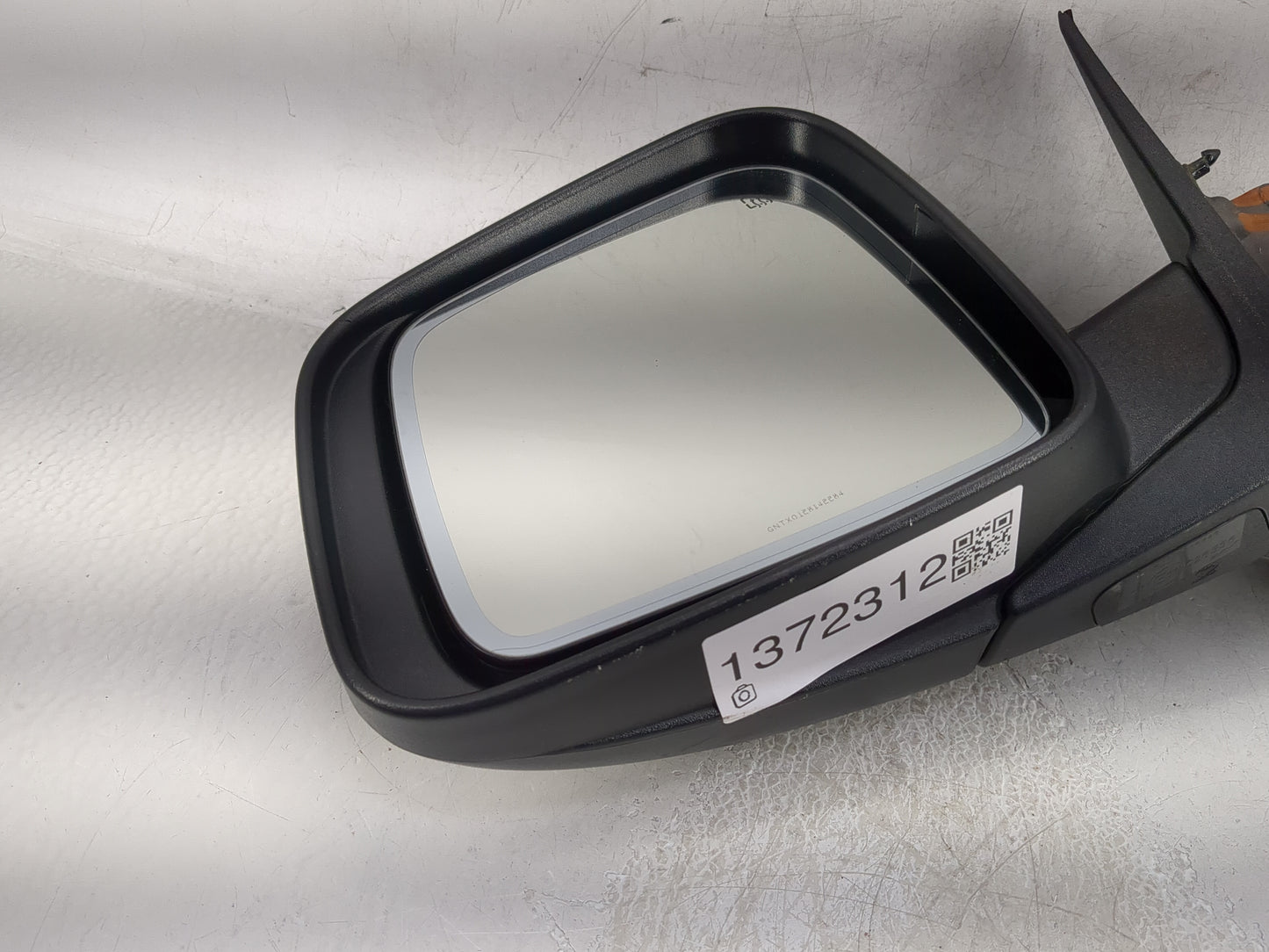 2011-2018 Jeep Grand Cherokee Driver Side View Mirror - Left Door Mirror OEM Used - Oemusedautoparts1.com