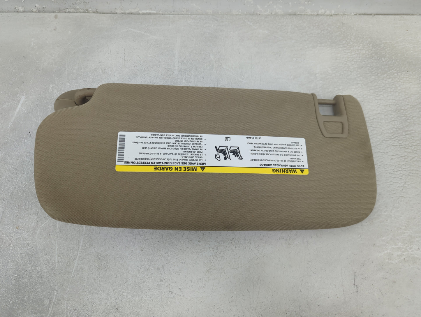 2014-2022 Jeep Grand Cherokee Sun Visor Shade Replacement Passenger Right Mirror Fits OEM Used Auto Parts - Oemusedautoparts