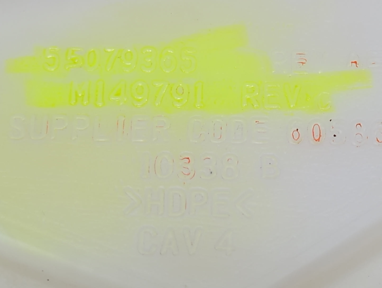 2014 Jeep Grand Cherokee Windshield Washer Fluid Reservoir Bottle Oem - Oemusedautoparts1.com