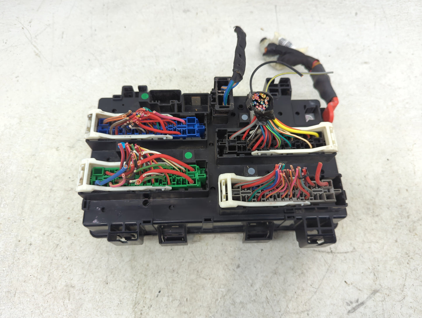 2014 Jeep Grand Cherokee Fusebox Fuse Box Panel Relay Module P/N:P68137439AD Fits OEM Used Auto Parts - Oemusedautoparts1.co