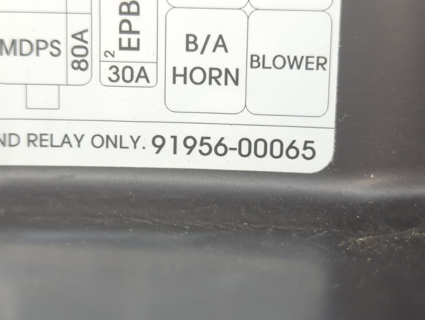 2014-2016 Kia Cadenza Fusebox Fuse Box Panel Relay Module P/N:91956-00065 Fits Fits 2014 2015 2016 OEM Used Auto Parts - Oem