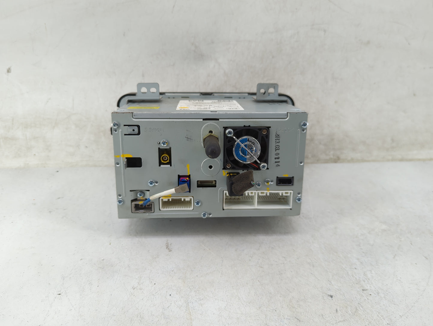 2014-2015 Kia Cadenza Radio AM FM Cd Player Receiver Replacement P/N:96560-3R105 Fits Fits 2014 2015 OEM Used Auto Parts - O