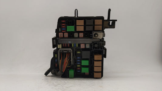 2014-2016 Kia Cadenza Fusebox Fuse Box Panel Relay Module P/N:91275-3R022 91275-3R032 Fits Fits 2014 2015 2016 OEM Used Auto Parts