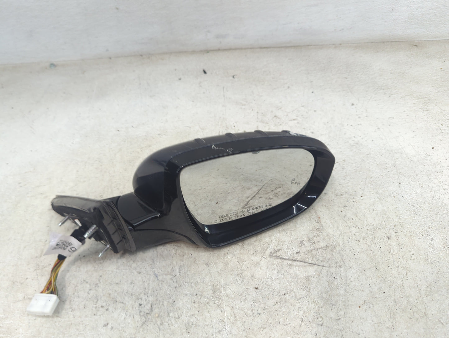 2014-2016 Kia Cadenza Passenger Side View Mirror - Right Door Mirror OEM Used - Oemusedautoparts1.com