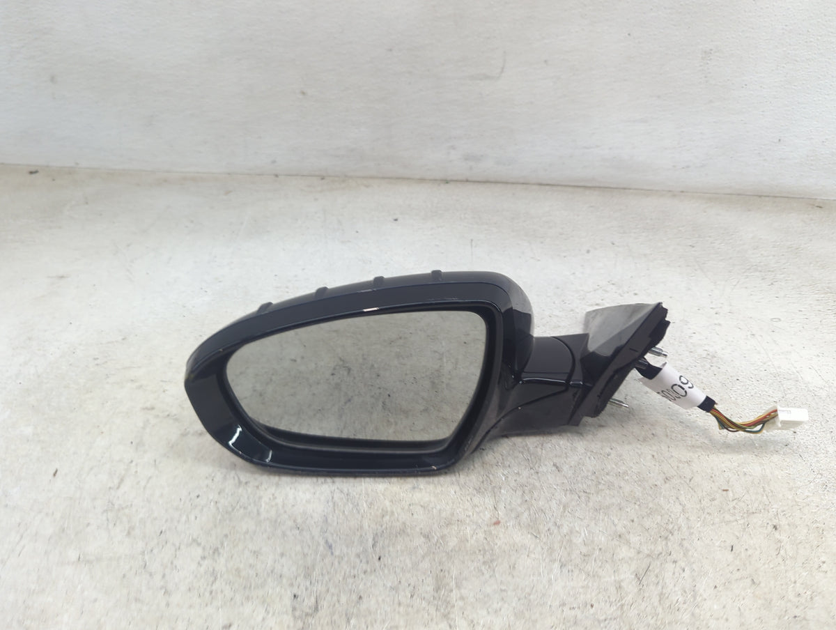 2014-2016 Kia Cadenza Driver Side View Mirror - Left Door Mirror OEM Used - Oemusedautoparts1.com