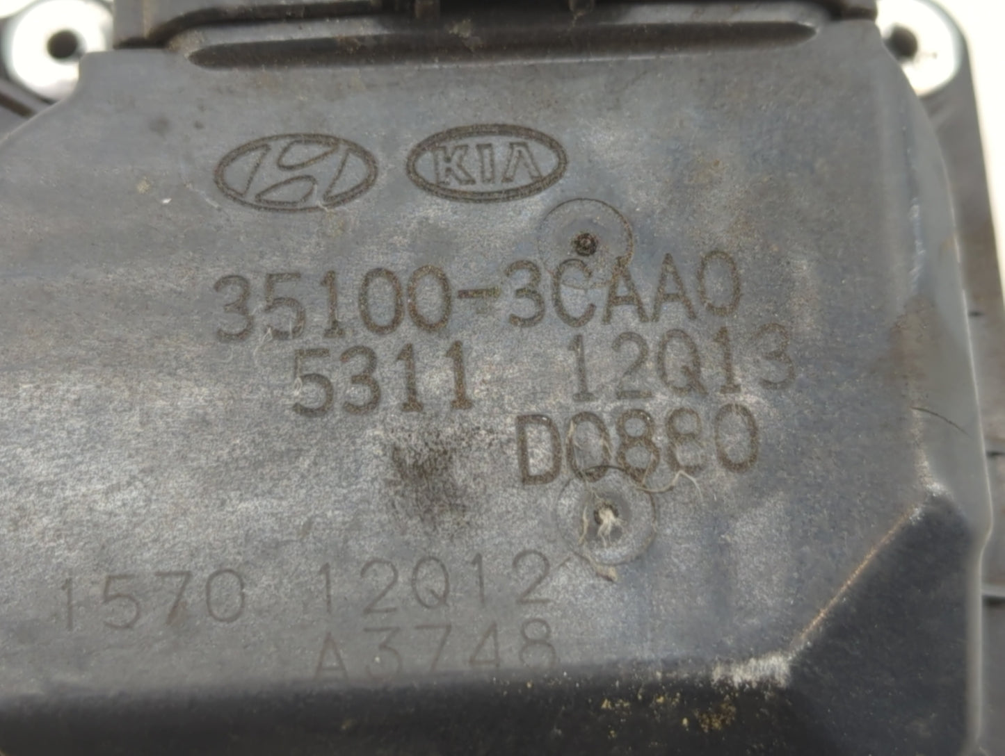 2014-2016 Kia Cadenza Throttle Body P/N:35100-3CAA0 Fits Fits 2012 2013 2014 2015 2016 2017 2018 OEM Used Auto Parts - Oemus