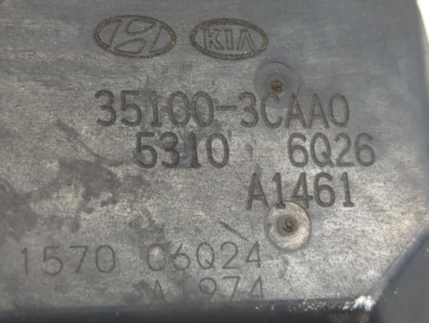 2014-2016 Kia Cadenza Throttle Body P/N:35100-3CAA0 Fits Fits 2012 2013 2014 2015 2016 2017 2018 OEM Used Auto Parts - Oemus