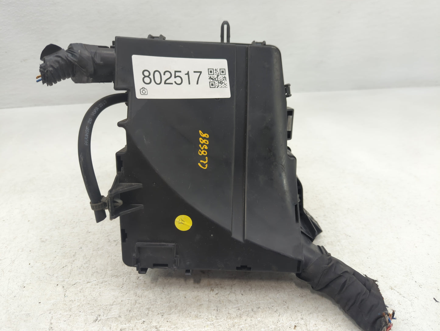 2014-2016 Kia Cadenza Fusebox Fuse Box Panel Relay Module P/N:91275-3R020 91275-3R022 Fits Fits 2014 2015 2016 OEM Used Auto