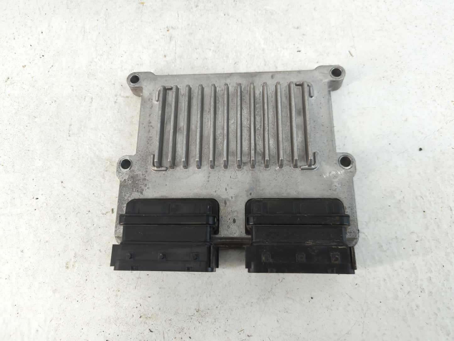 2014-2016 Kia Cadenza PCM Engine Control Computer ECU ECM PCU OEM P/N:39110-3CGN5 Fits Fits 2014 2015 2016 OEM Used Auto Par