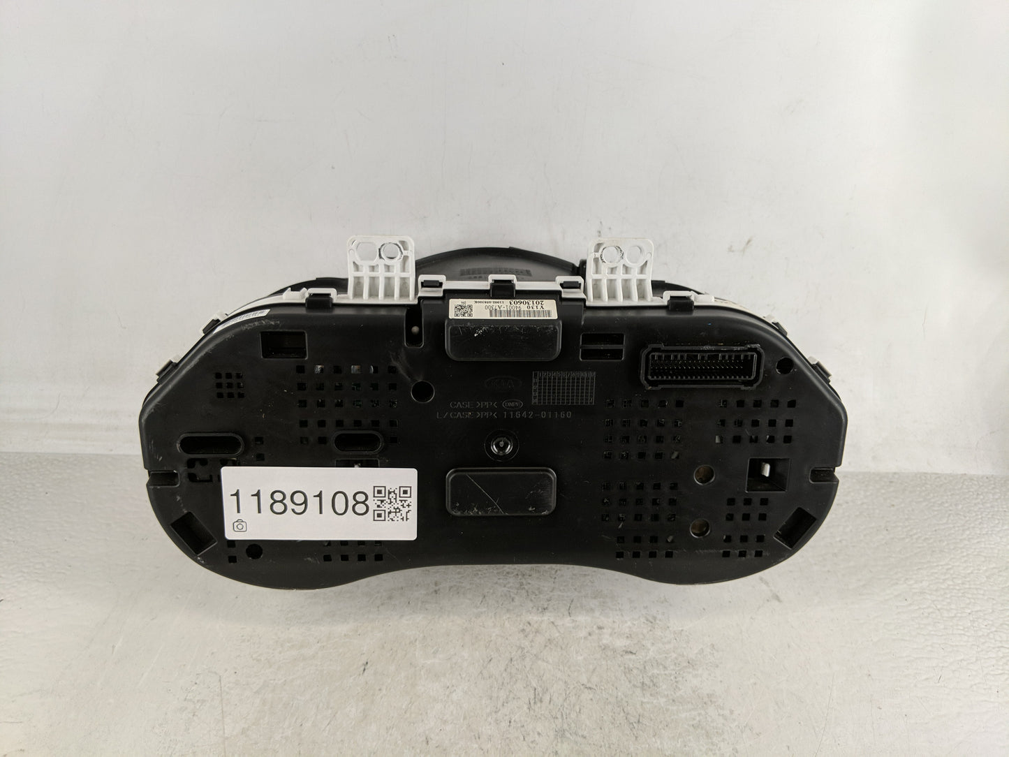 2014-2016 Kia Forte Instrument Cluster Speedometer Gauges P/N:94001-A7300 Fits Fits 2014 2015 2016 OEM Used Auto Parts - Oem
