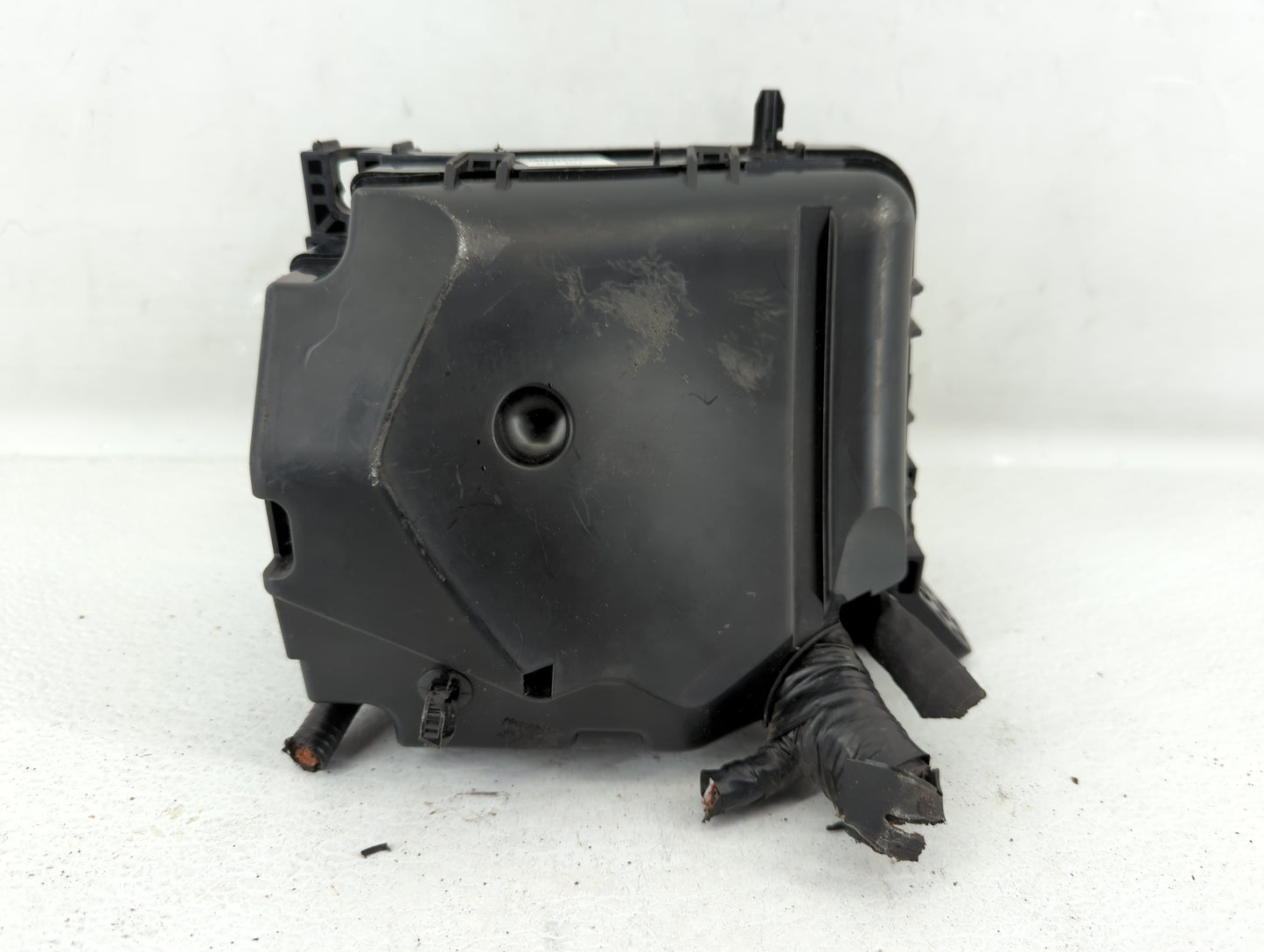 2014-2016 Kia Forte Fusebox Fuse Box Panel Relay Module P/N:91205-A7212 Fits Fits 2014 2015 2016 OEM Used Auto Parts - Oemus