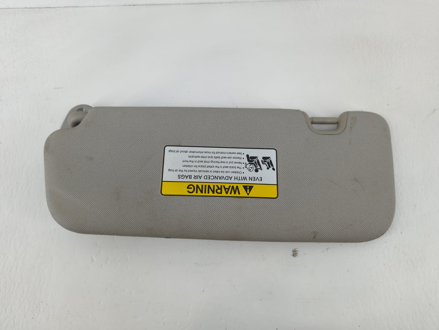 2014-2016 Kia Forte Sun Visor Shade Replacement Passenger Right Mirror Fits Fits 2014 2015 2016 OEM Used Auto Parts - Oemuse