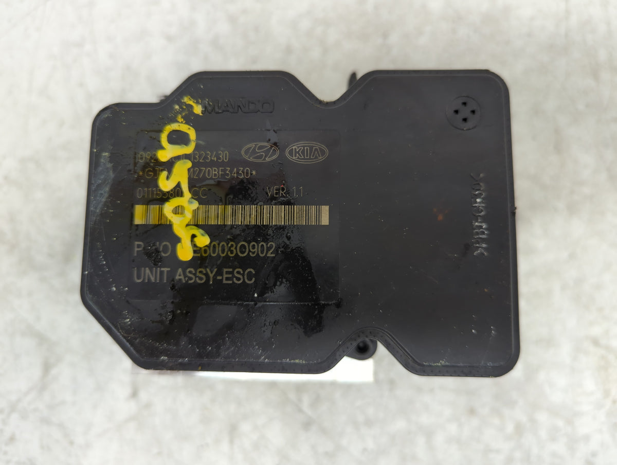 2014-2015 Kia Optima Anti-Lock Brake ABS Pump Module Actuator OEM P/N:58920-2T870 Fits Fits 2014 2015 OEM Used Auto Parts -