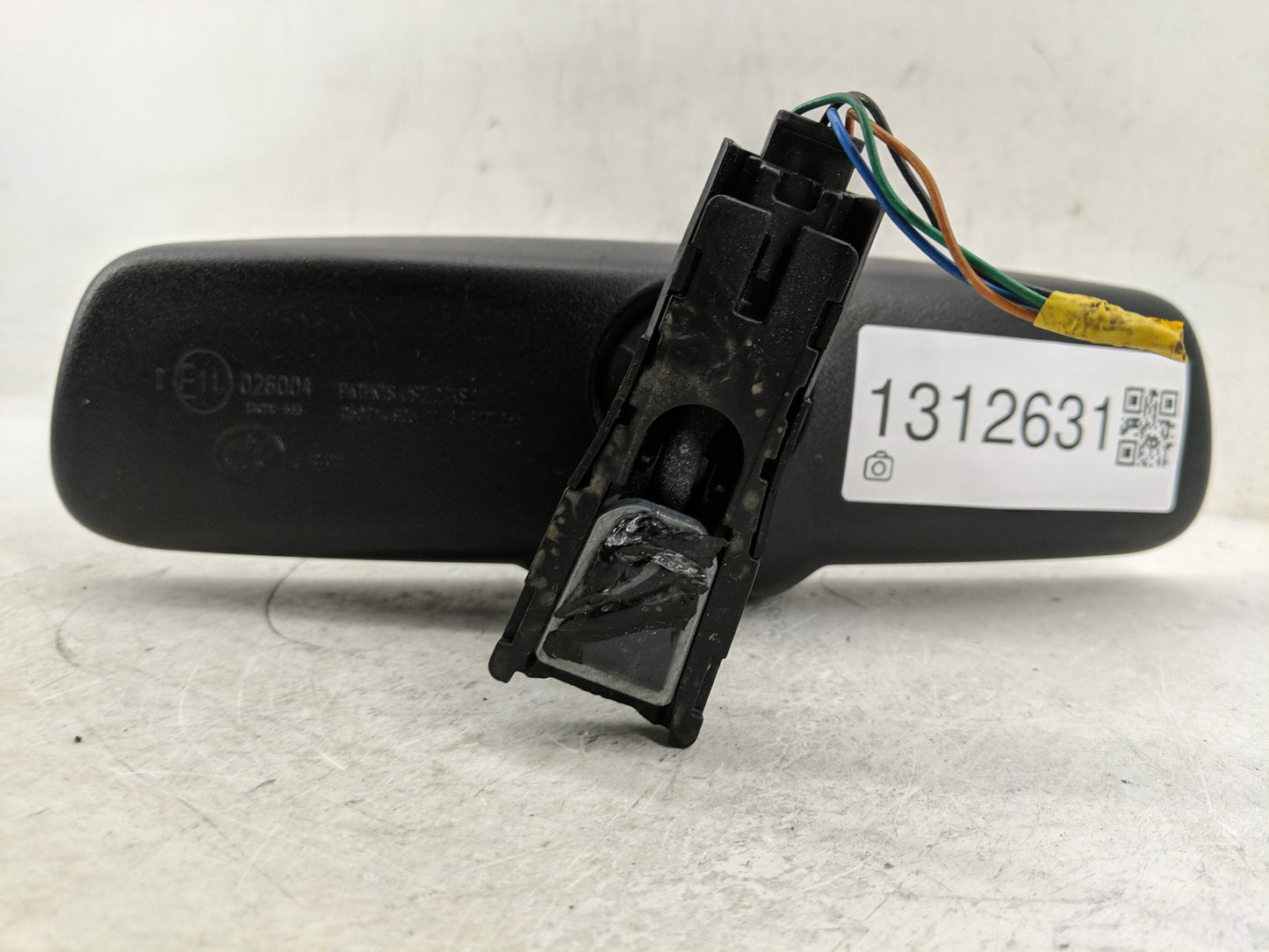 2014-2016 Kia Optima Interior Rear View Mirror Replacement OEM P/N:E4012143 Fits OEM Used Auto Parts - Oemusedautoparts1.com