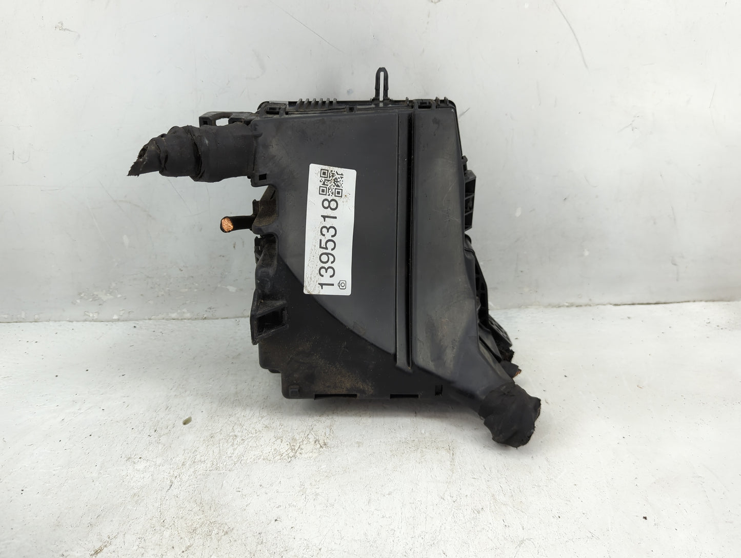 2014-2015 Kia Optima Fusebox Fuse Box Panel Relay Module P/N:91955-2T740 Fits Fits 2014 2015 OEM Used Auto Parts - Oemusedau